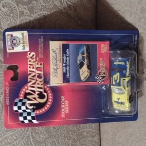 Winner circle Dale Earnhardt 1985 Wrangler Monte Carlo car . Original package